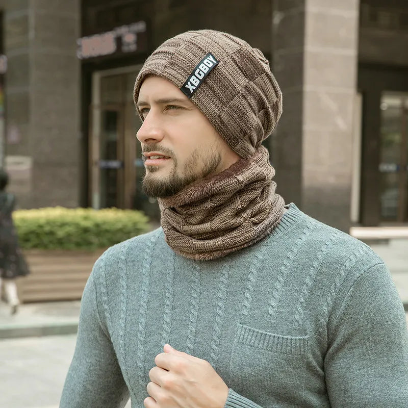 Wintermütze mit Schal für Männer